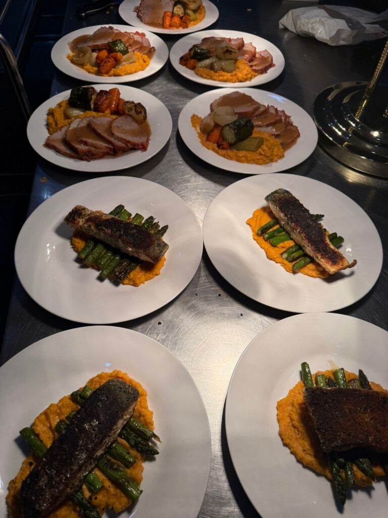 Table of formal catering plates